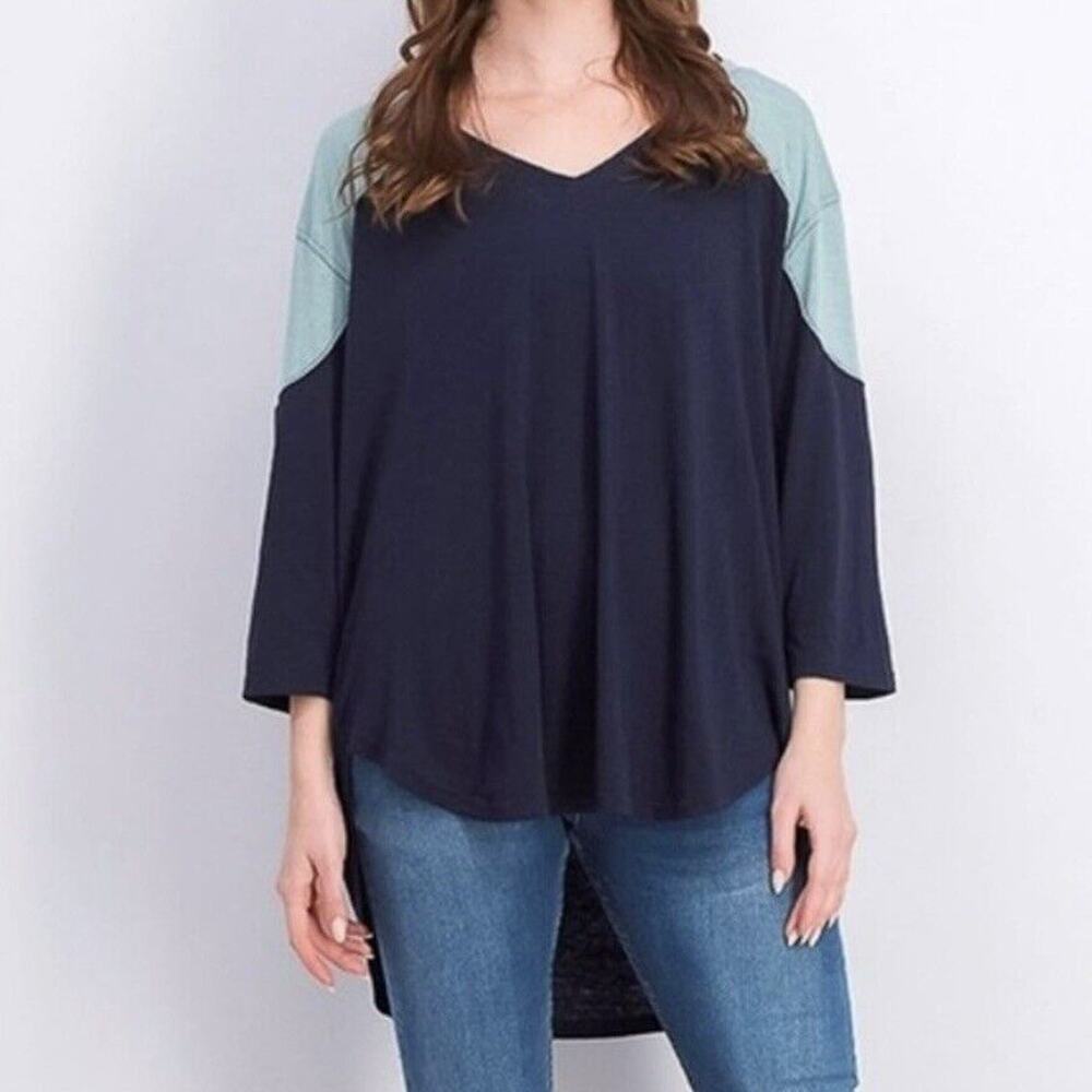 We The Free People Women’s Two Tone V Neck Oversized Baseball Tee Top